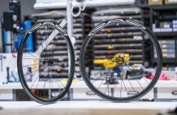 D2504 EVEN 40 DISQUE PNEU-TUBELESS