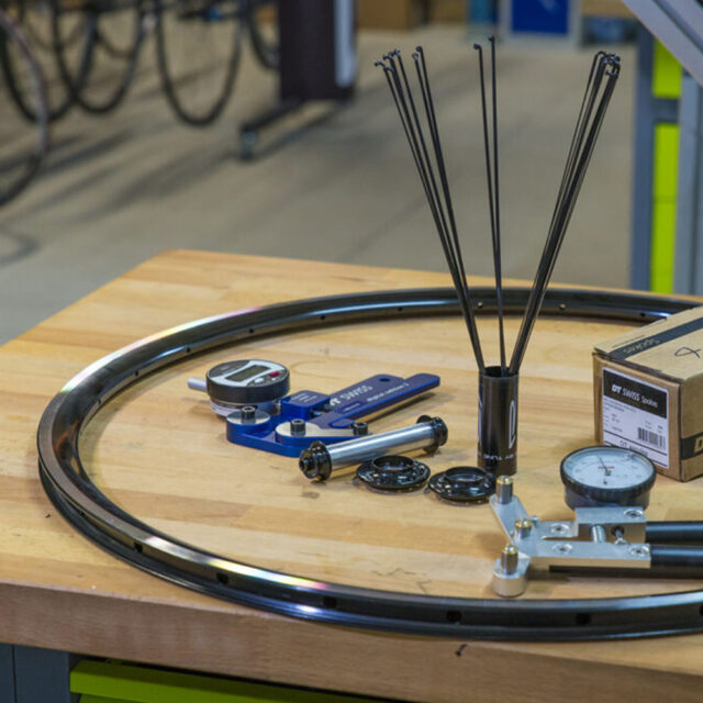 Influence de la rigidité rayon sur la roue