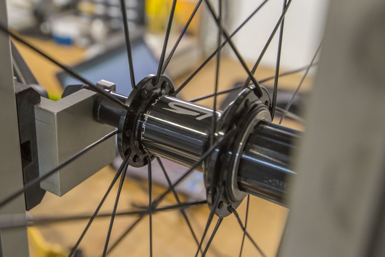 RAR EVEN 38 montée sur un moyeu RAR